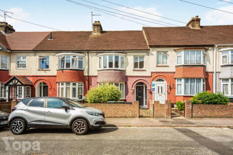 Robinia Avenue, Gravesend, DA11