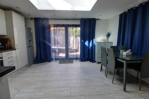 Watersfield Close, Reading, RG6