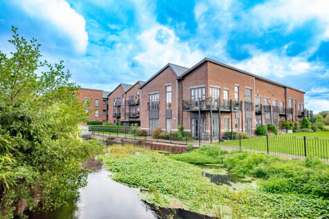 Gresham Park Road, Woking, GU22