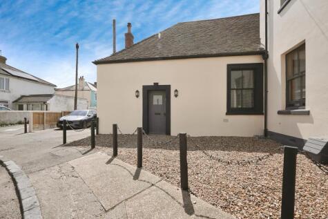 Castle Road, Sandgate, CT20