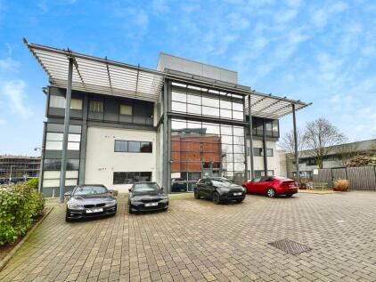 Vanwall Road, Maidenhead, SL6