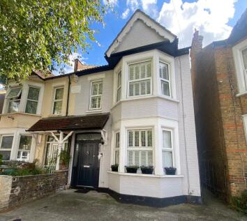 St. Marys Road, Southend-on-sea, SS2