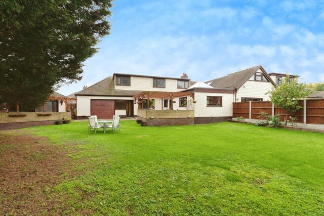 34vincentclosecorringhamstanford-le-hopess177ql-35