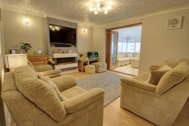 Lounge 1a