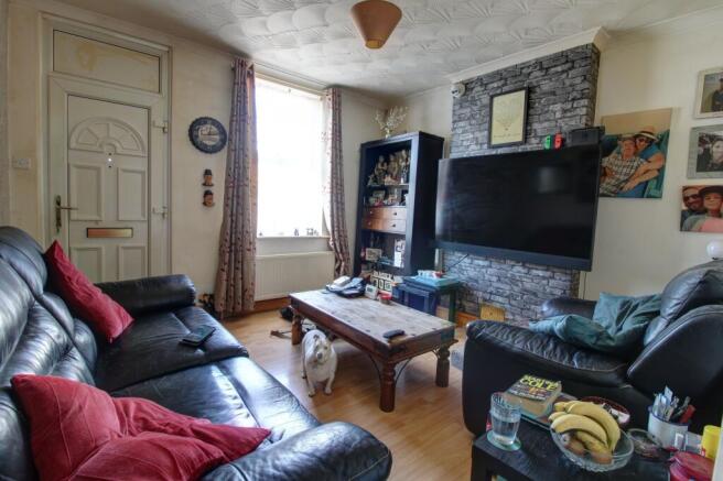 Lounge 1