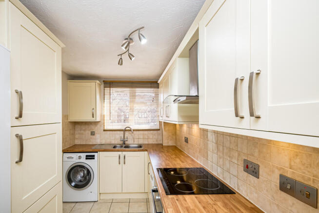 19 Oldham Meadows-5