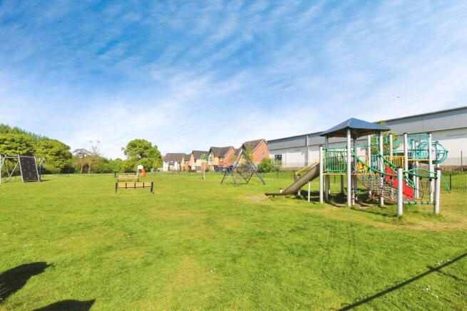 Park Close by