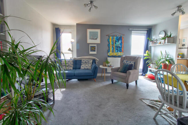 Lounge 2