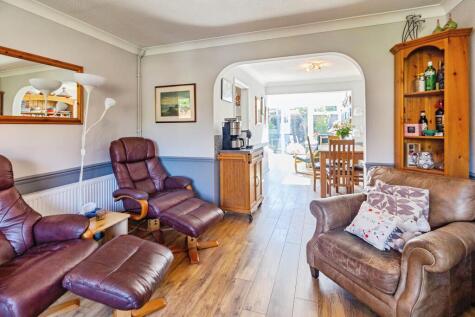 North Close, Milton Keynes, MK17