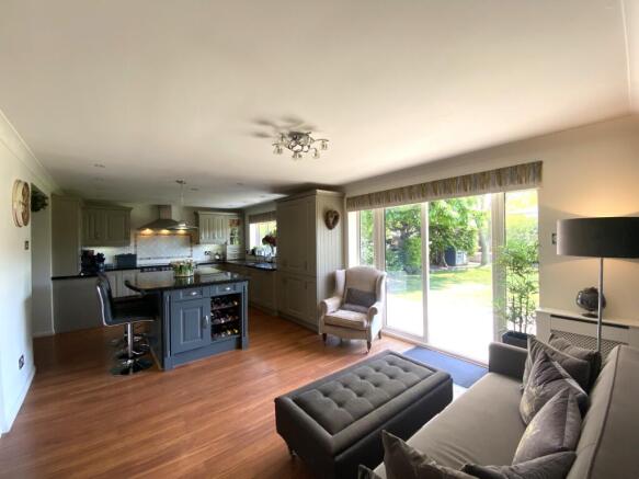 kitchen/family room