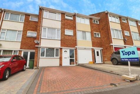 Copperfield Gardens, Brentwood, CM14