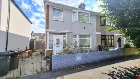 Cecil Road, Chadwell Heath, RM6