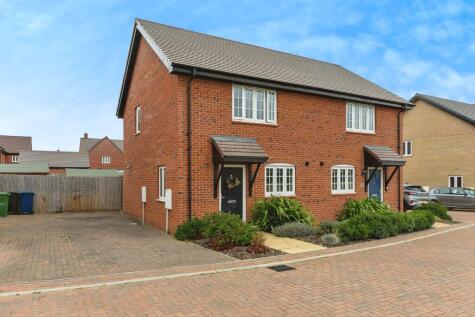 Lesley Way, Huntingdon, PE28