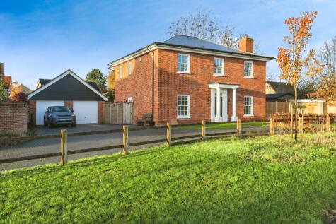 Shetland Way, Lower Somersham, IP8