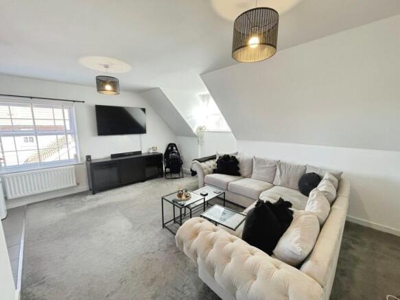 LOUNGE DINING ROOM/KITCHEN
