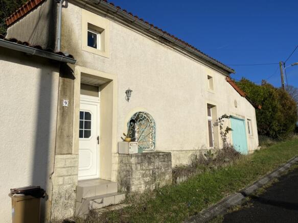 Photo 2