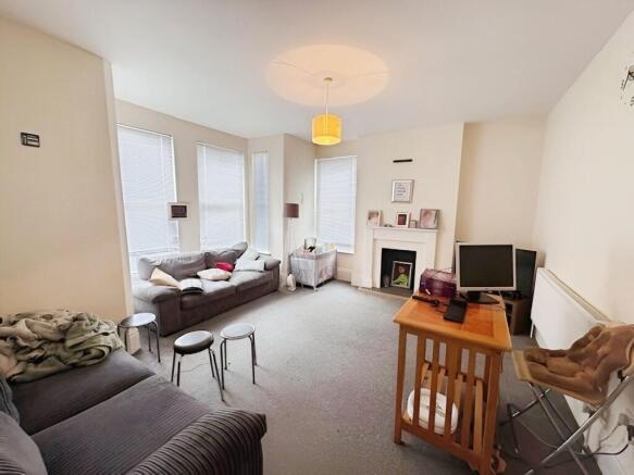 3028ec8d-Living 20ro