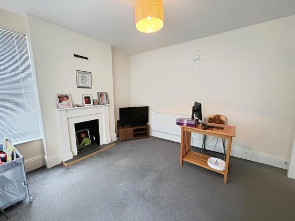2c5222de-Living 20ro