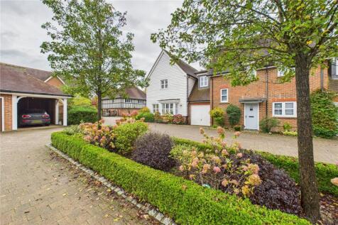 Millfield Close, East Grinstead, West Sussex, RH19