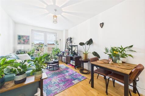 Christopher Road, East Grinstead, West Sussex, RH19