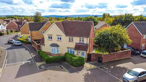 Warres Road, Taunton, Somerset, TA2 8QF
