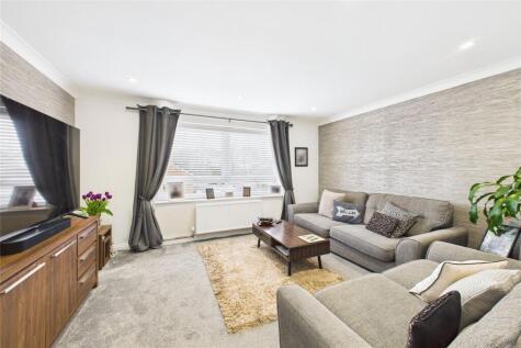 Brookhouse Road, Farnborough, Hampshire, GU14