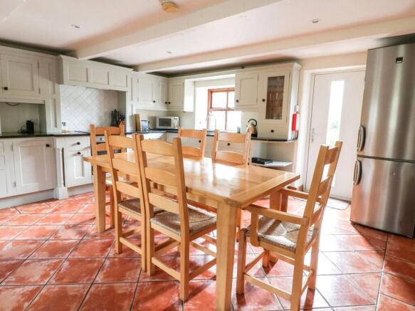 Cottage Kitchen