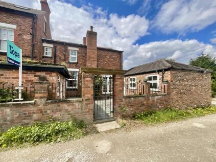 High Street, Frodsham, WA6