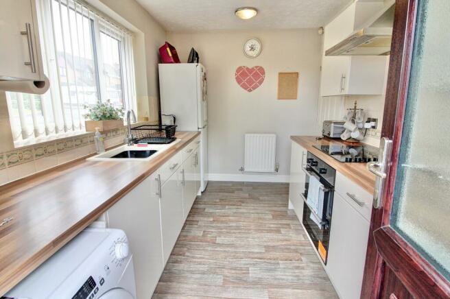 6. Fitted Kitchen