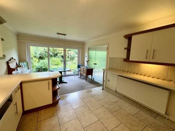 open plan kitchen dining