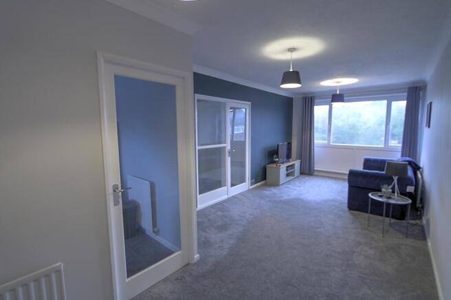 Lounge C