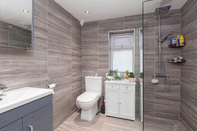 11 CINTRA AVENUE-5