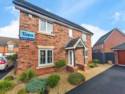 Hillside Close, Wychwood Village, Weston, Crewe, CW2