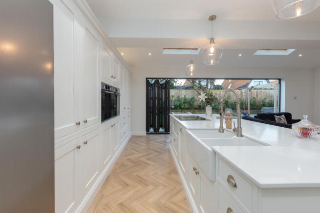34 LOWICK DRIVE-18