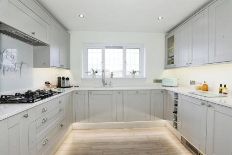 Cheddleton Park Avenue, Cheddleton, ST13