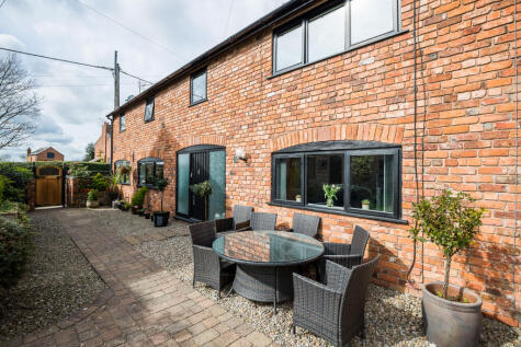 Little Heath Road, Chester, CH3