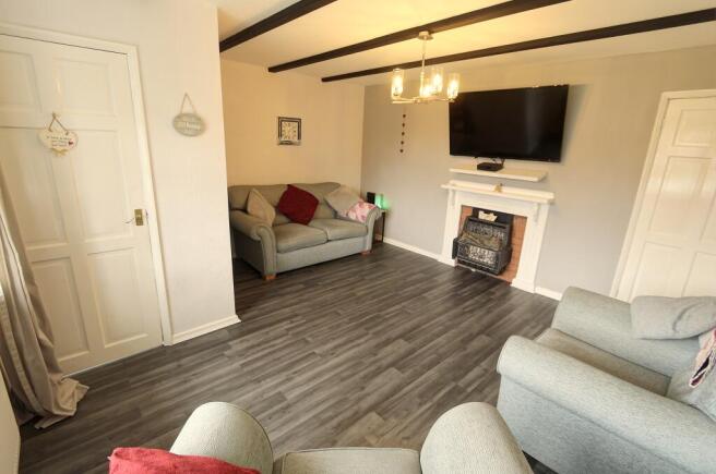 Lounge B