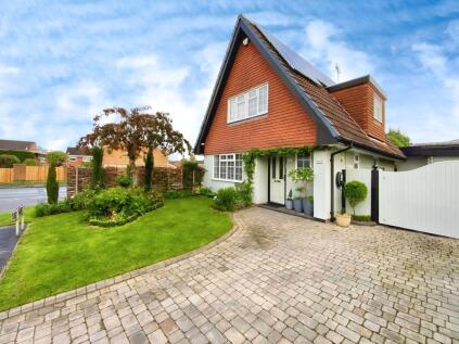 Edge Hill Drive, Perton, WV6