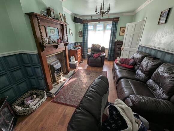 Lounge 1