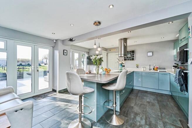 Kitchen (a)