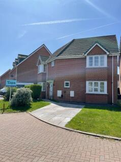 Phoenix Place, Warrington, WA5