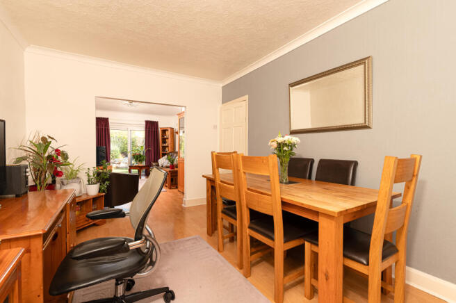 75 Teddington Grove 002
