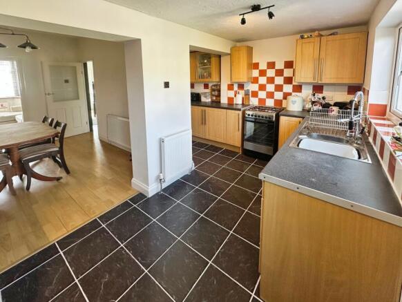Kitchen/Dining Room