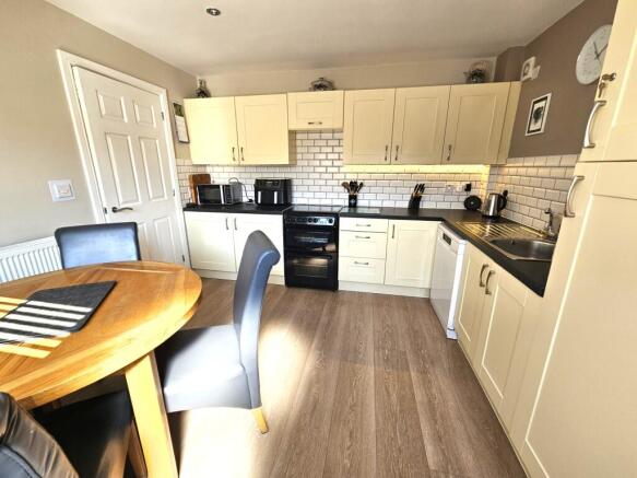 Kitchen diner