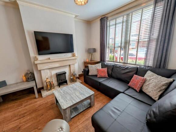Lounge 1