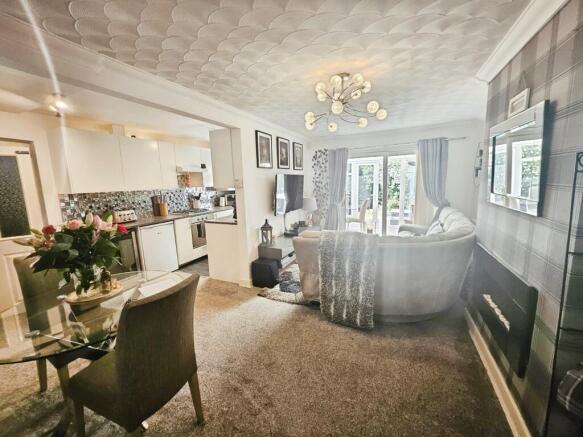 Lounge/Diner