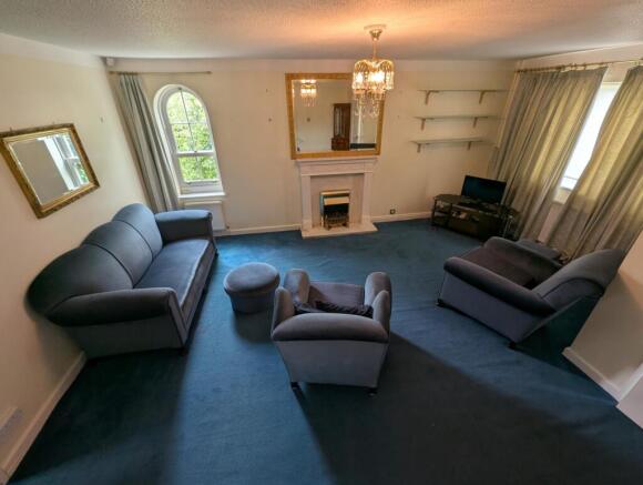 Lounge 2