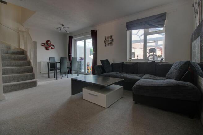 Living/dining room
