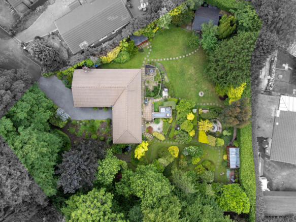 5 WILLOW CLOSE-42