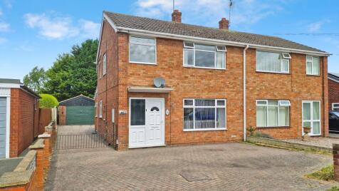 Farcroft Drive, Market Drayton, TF9